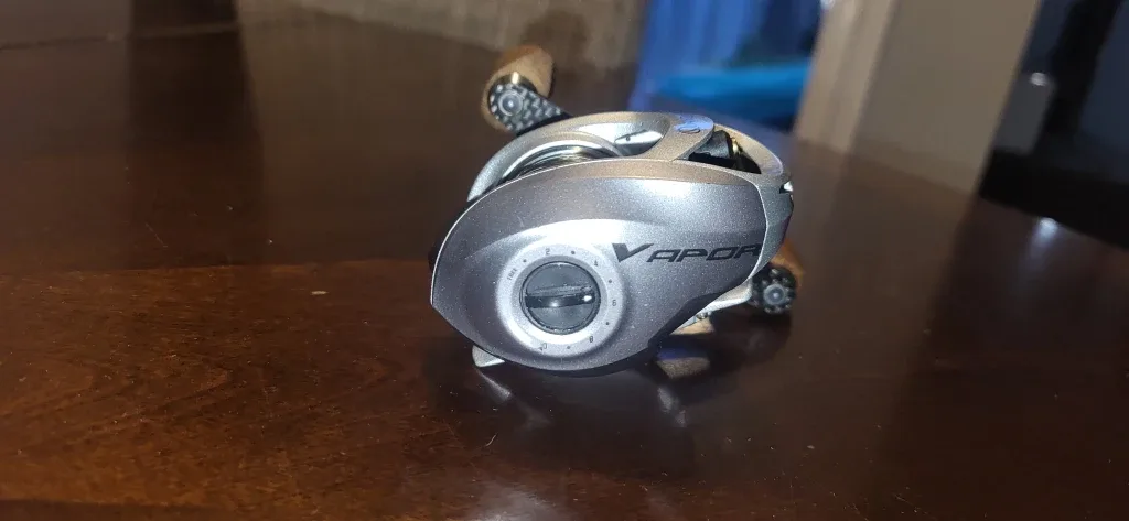 Quantum Vapor 101 Baitcast Reel (Left Hand Retrieve) image indicator(8)