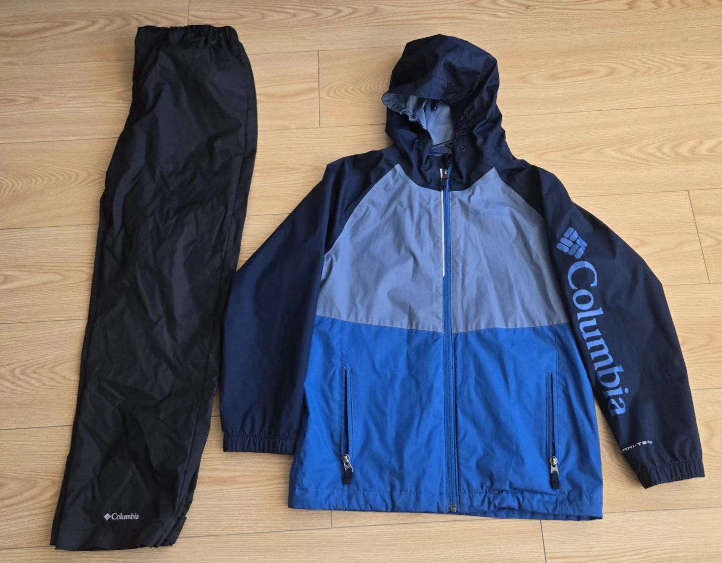 Columbia Rain Jacket & Pants Set