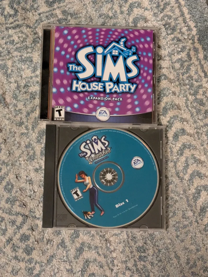 Mixed Lot of PC Games - Tiger Woods PGA Tour, Sims