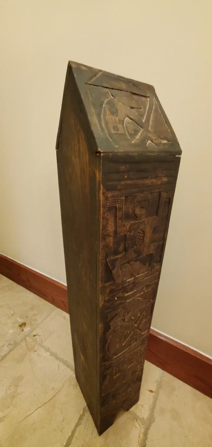 Vintage Carved Wood Cabinet image indicator(7)