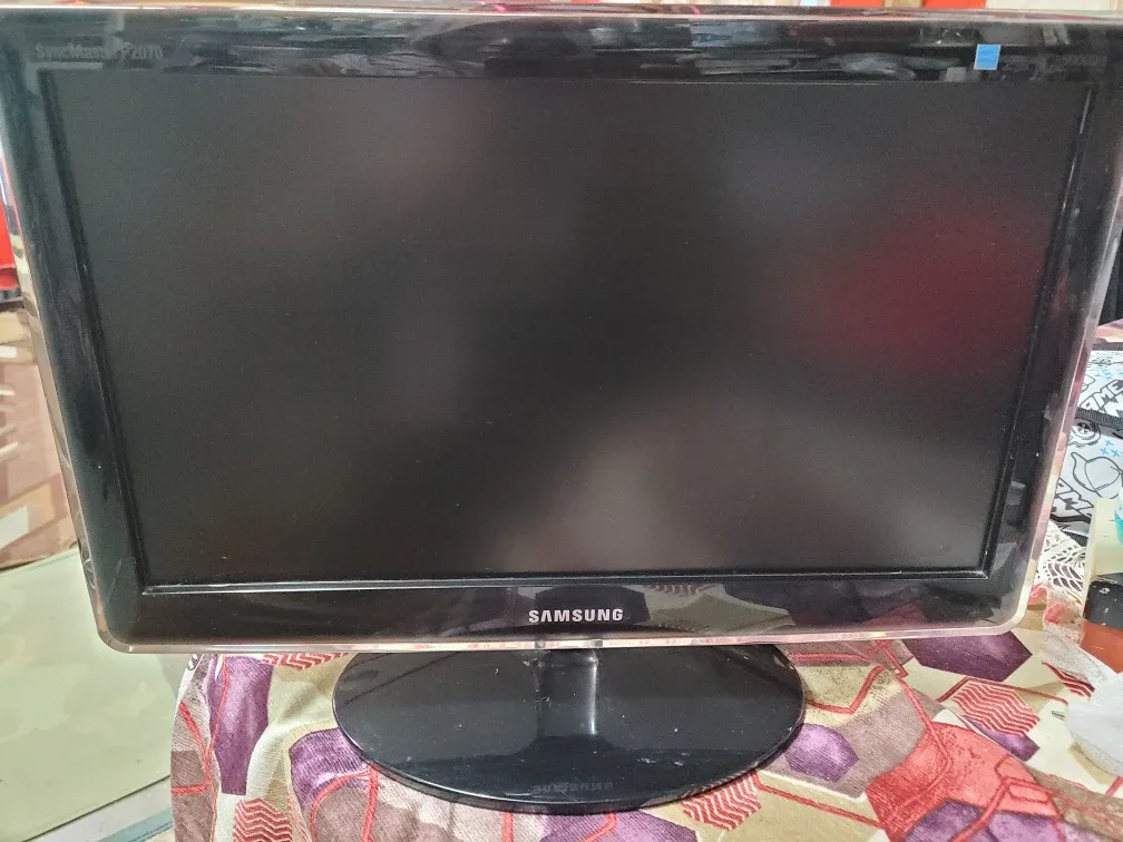 Samsung SyncMaster P2070 20" Monitor