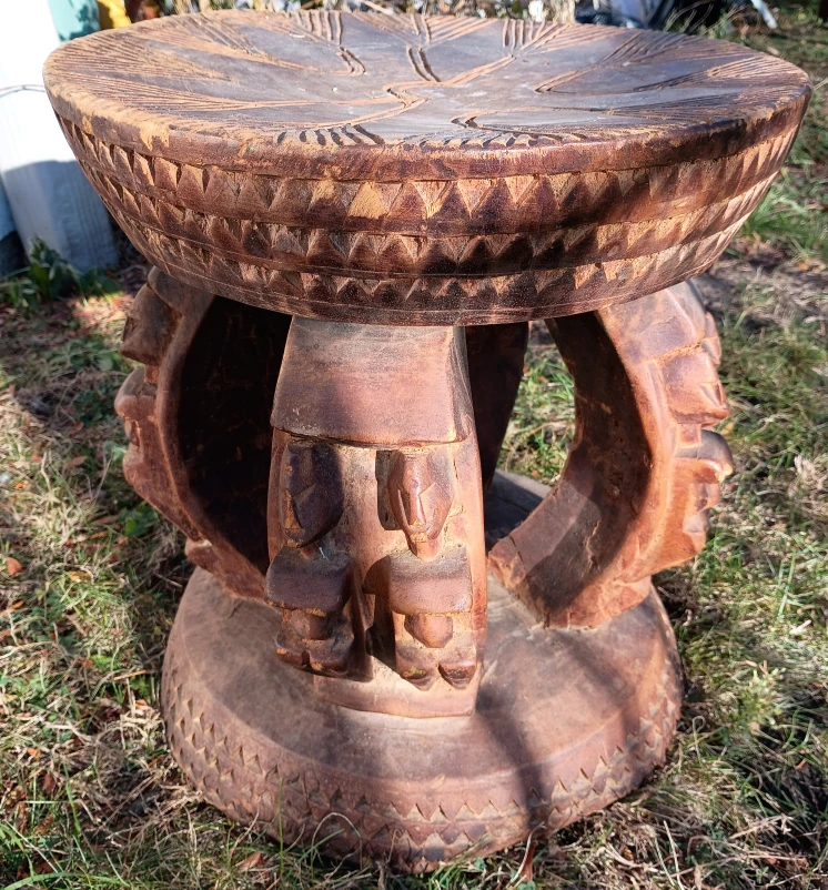 Hand Carved Wood Dogon African Priest throne - photo 2