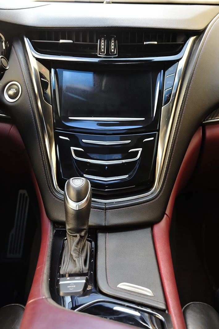 Cadillac CTS - photo 2