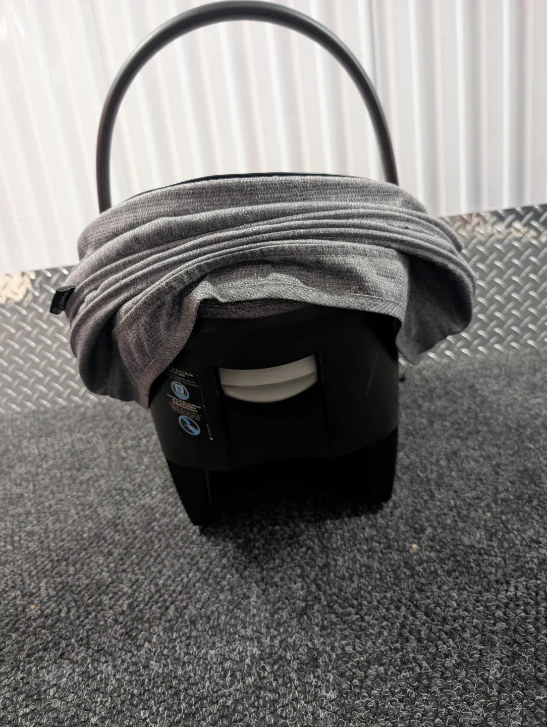 Evenflo Infant Car Seat - Gray & Pink image indicator(2)