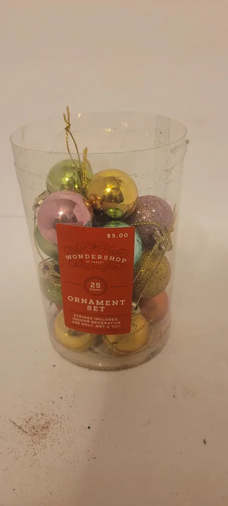 Christmas Ornaments - Assorted Styles image indicator(6)