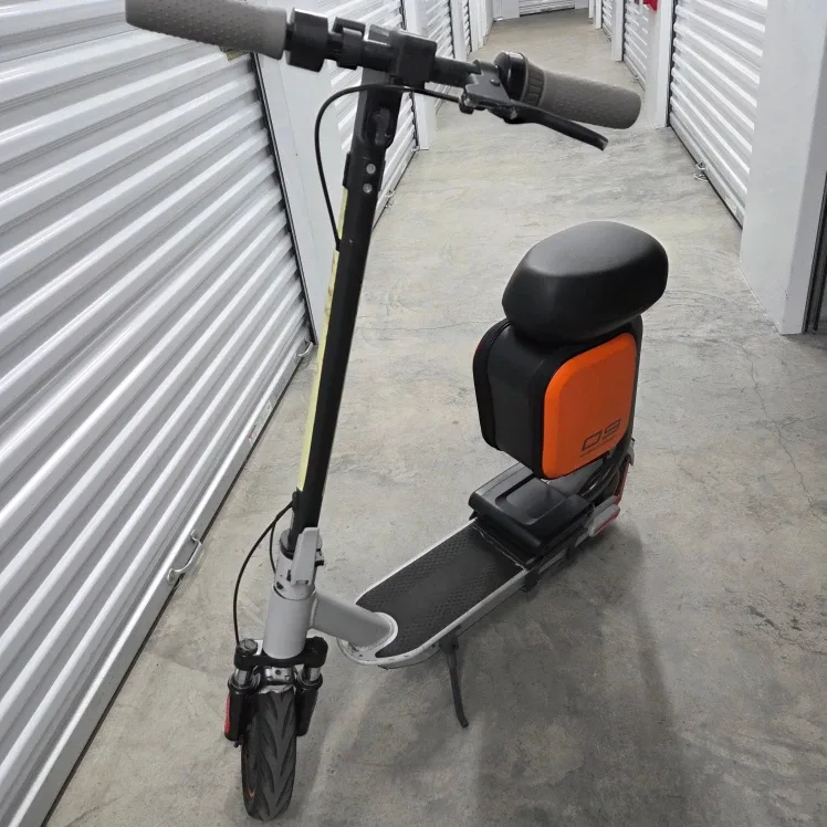 Segway Ninebot D38U Electric Scooter