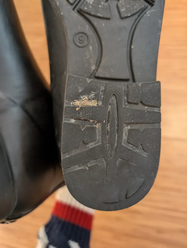 Ripzone Maya Women's Black Chelsea Waterproof Boots Used image indicator(5)