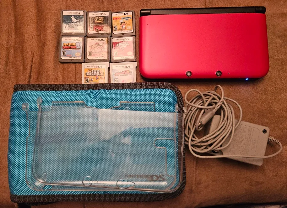 Nintendo 3DS with Games & Case