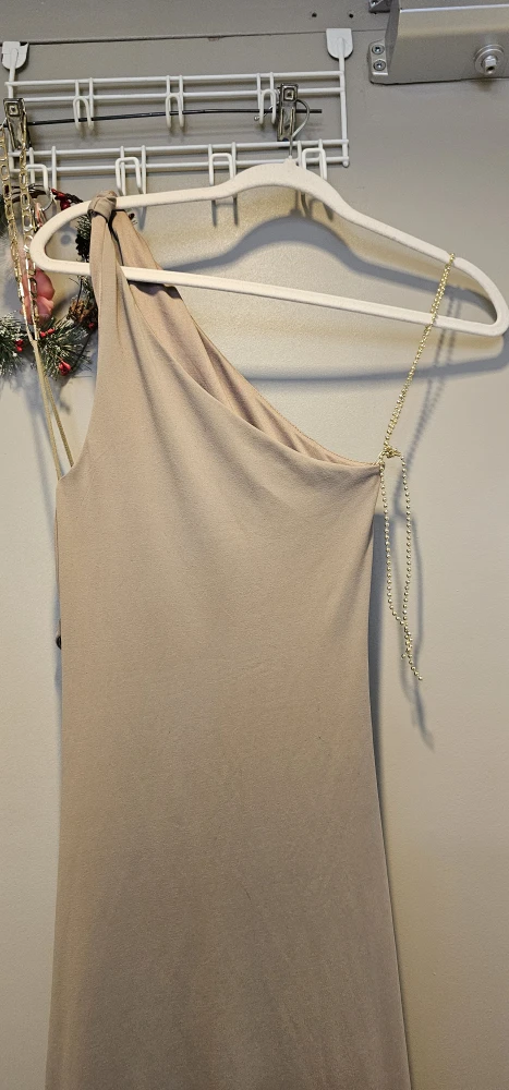 One-Shoulder Maxi Dress - photo 2