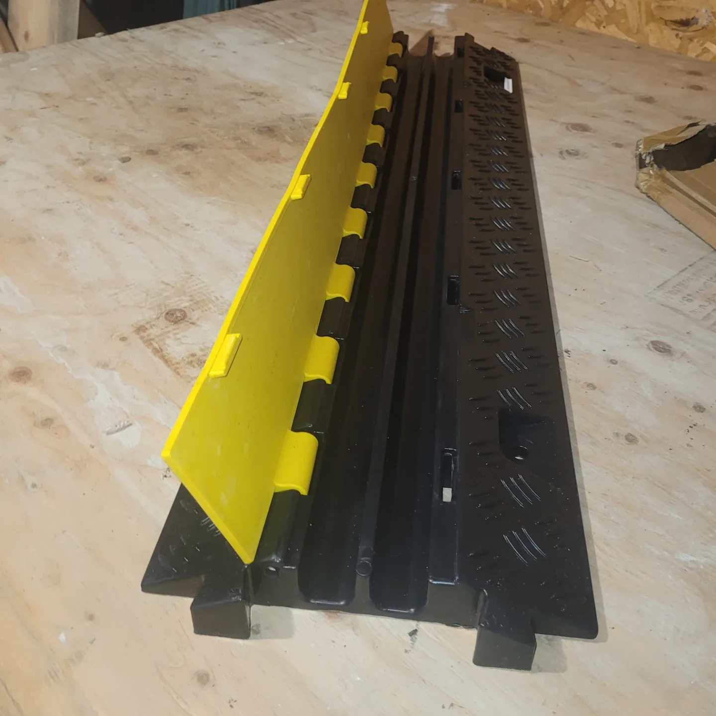 2 Channel Wire Cord Cove for sale image indicator(2)