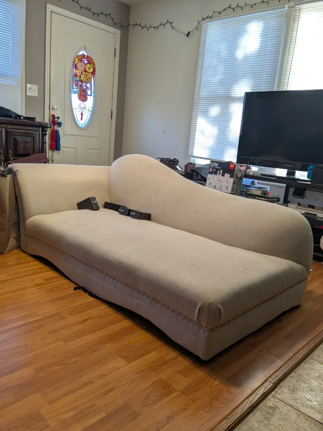 Bush Furniture Jazlyn Chaise Lounge - Beige image indicator(7)