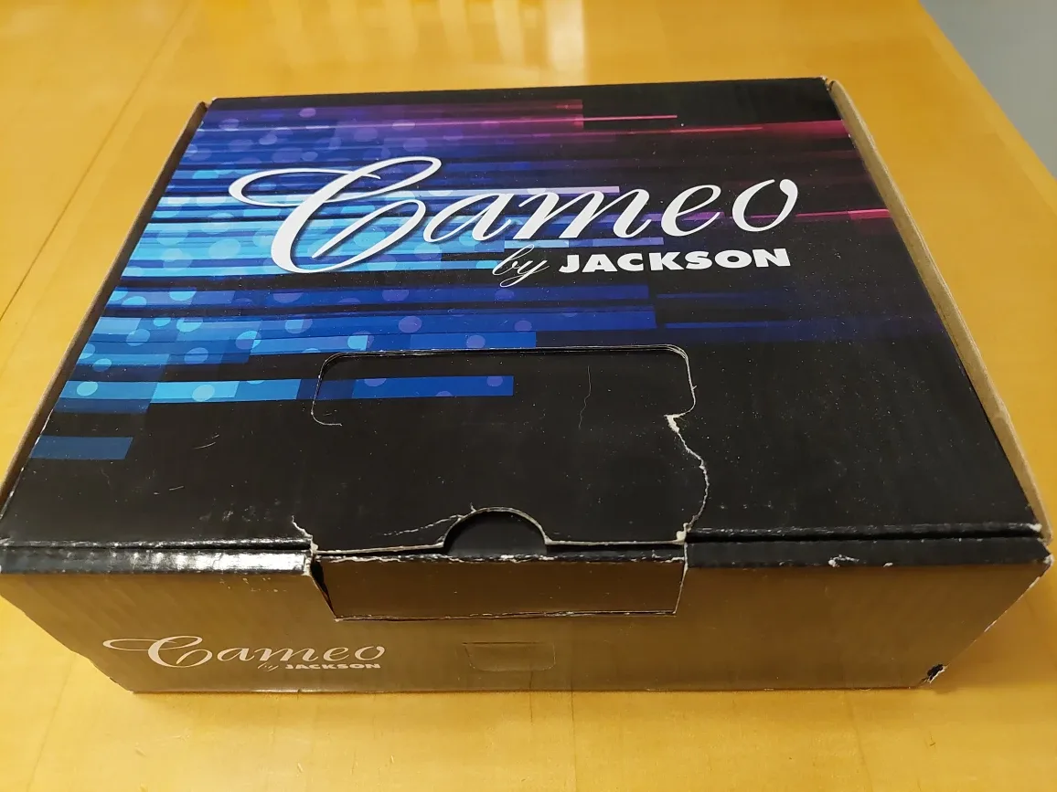 Like New! Youth Size 10 Cameo by Jackson Figure Skates w/ Box