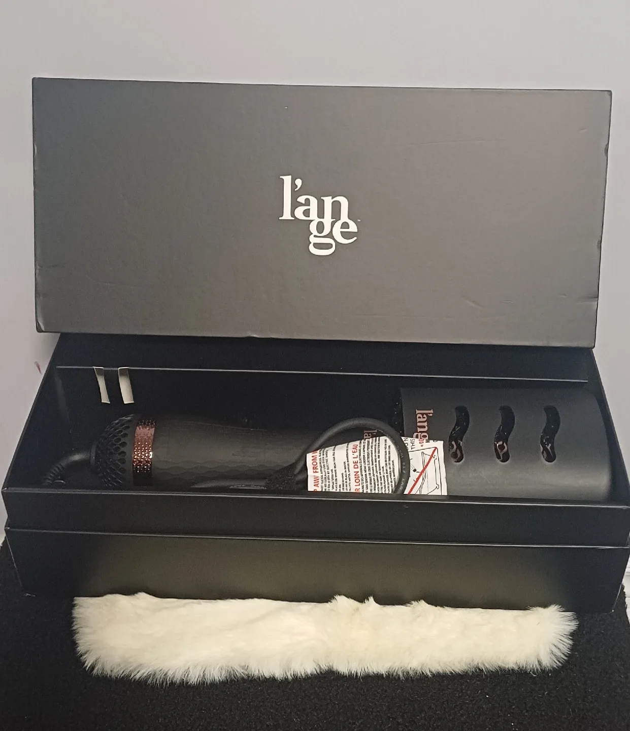 L'ange 2-in-1 Titanium Brush Dryer thumbnail