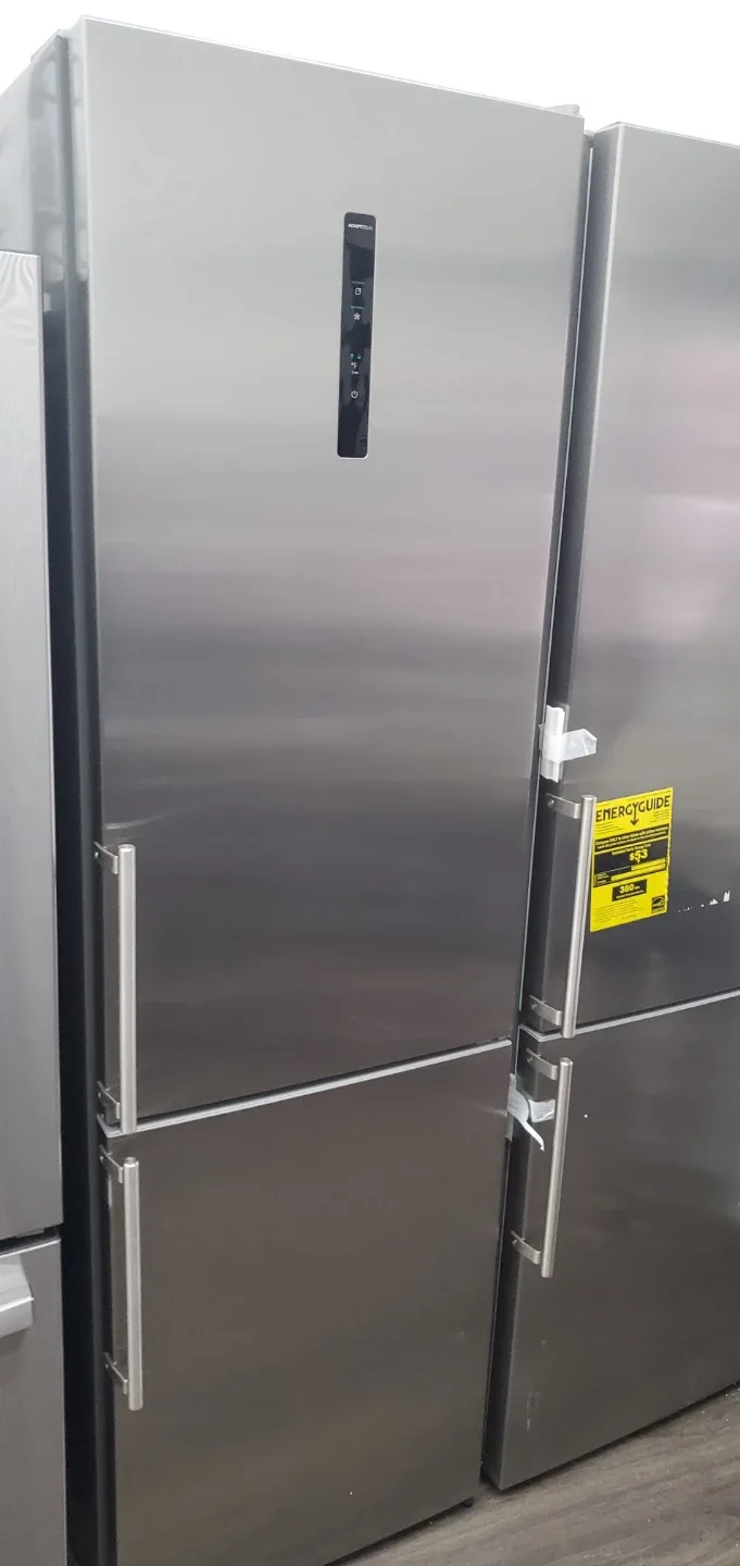 New summit 24in Stainless Steel Refrigerator thumbnail