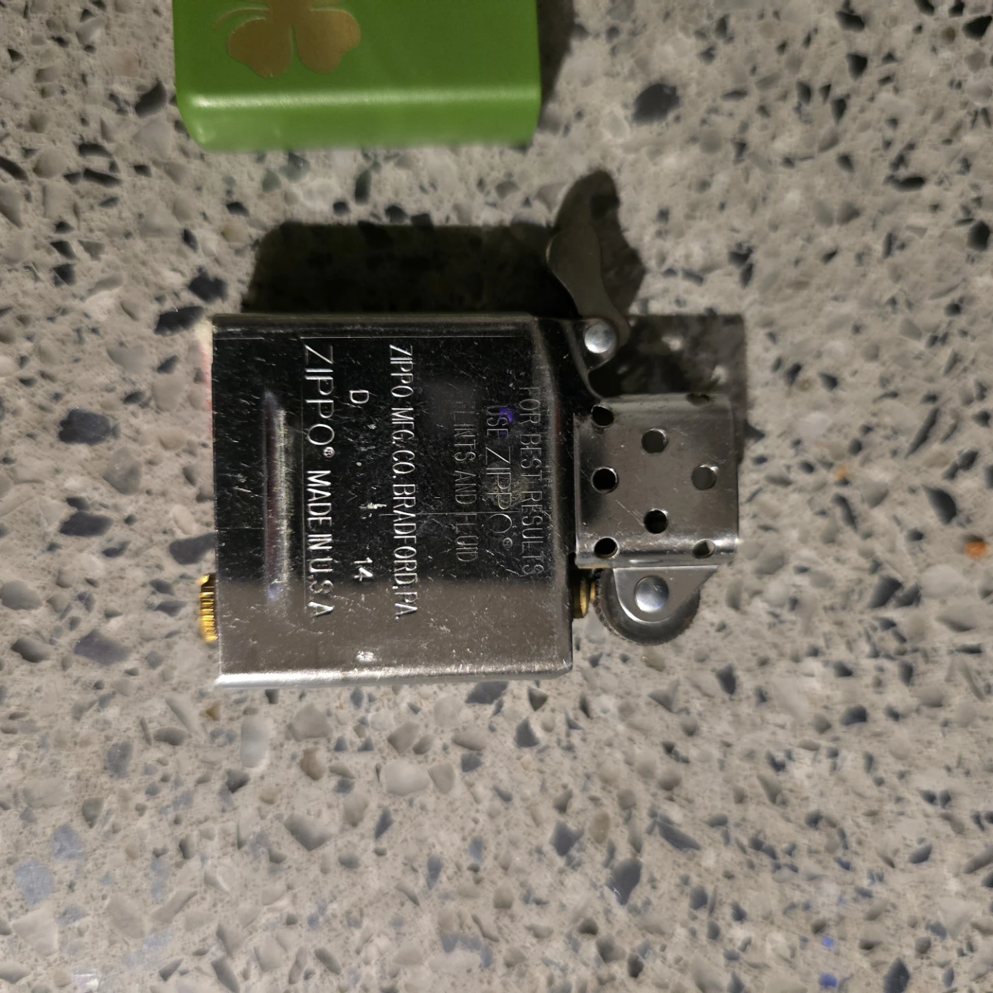 Zippo Lighter - Green with Shamrock - photo 3