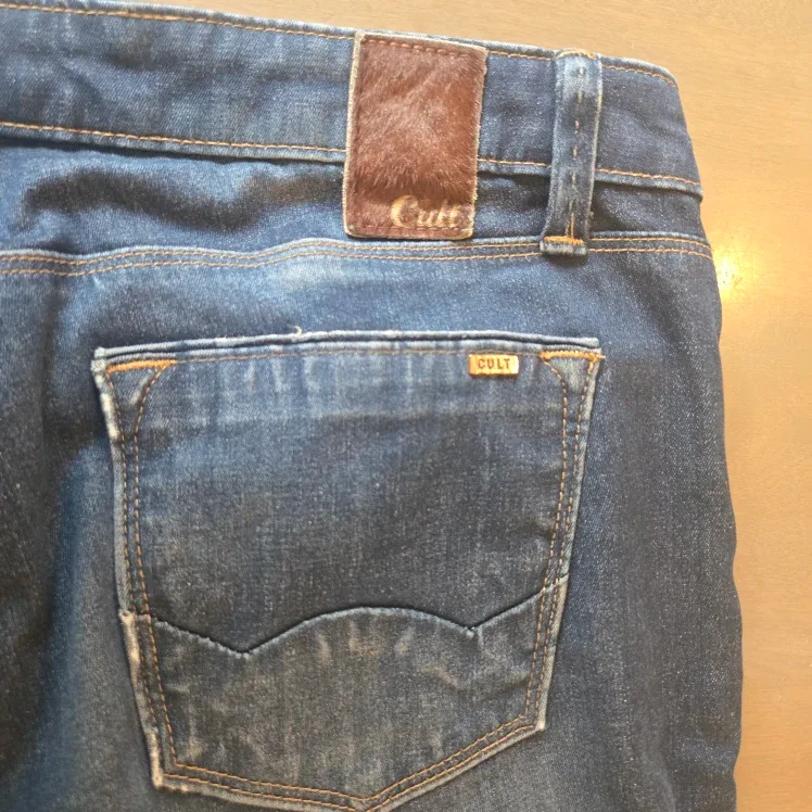 Cult of Individuality Leisure Flare Jeans - Size 32 image indicator(7)