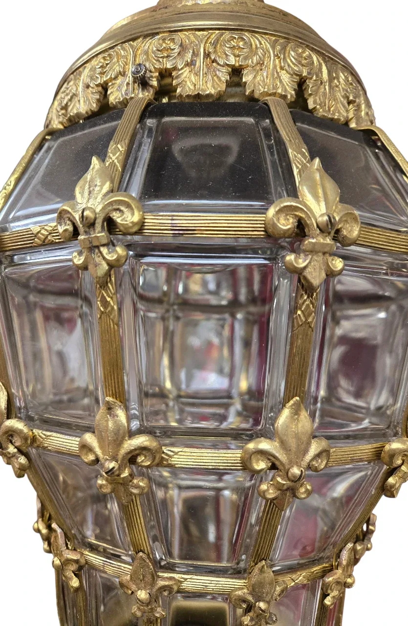 Antique Style Brass & Glass Lantern image indicator(2)