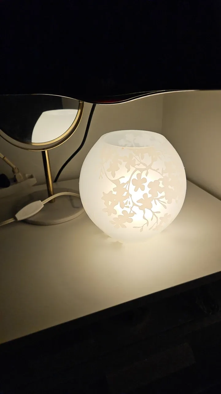 Floral Patterned Glass Table Lamp