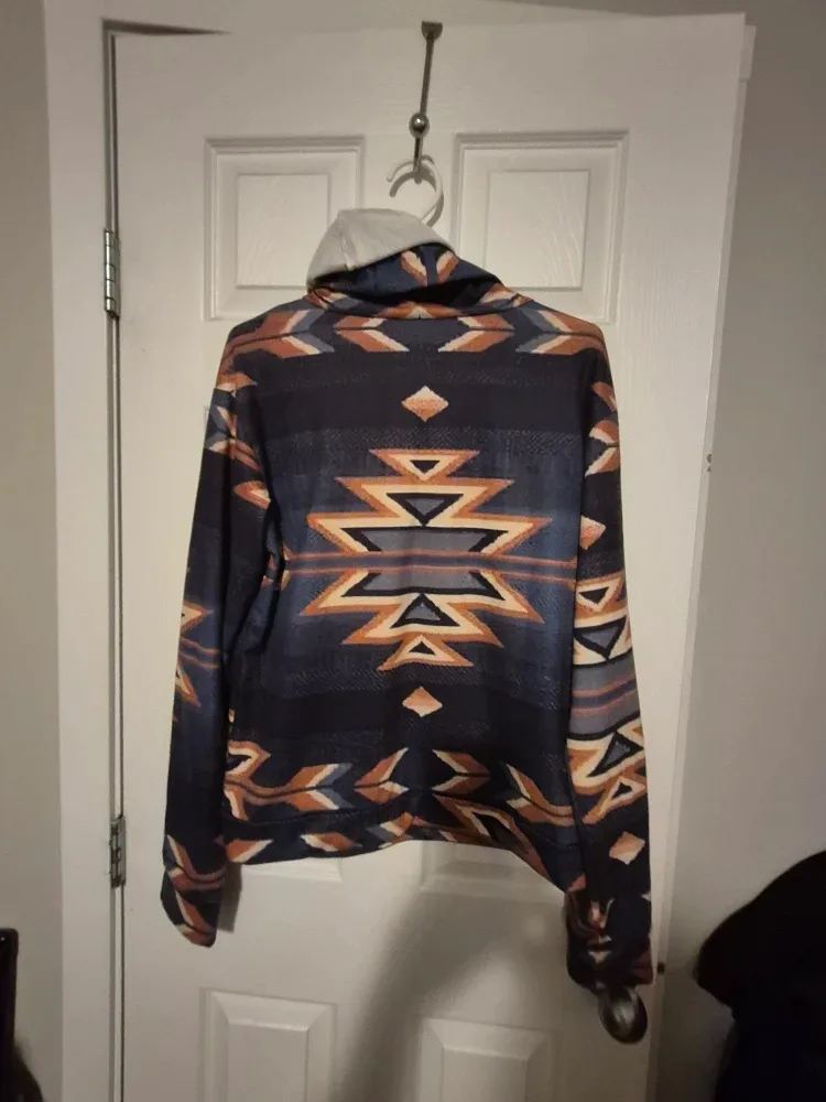 Patterned Pullover Hoodie image indicator(2)