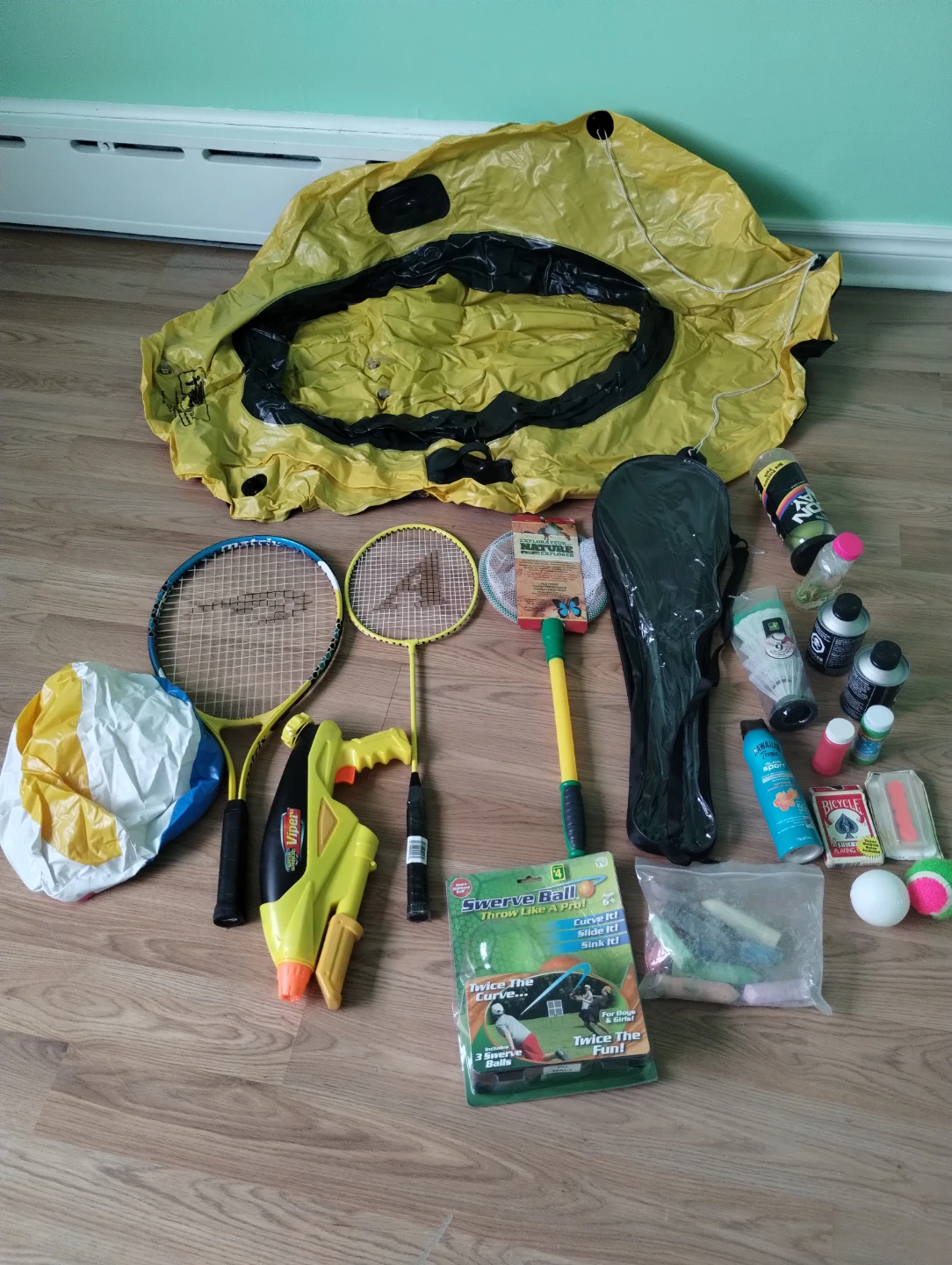 Small iflatable boat l, Badminton, Swerve Ball Set
