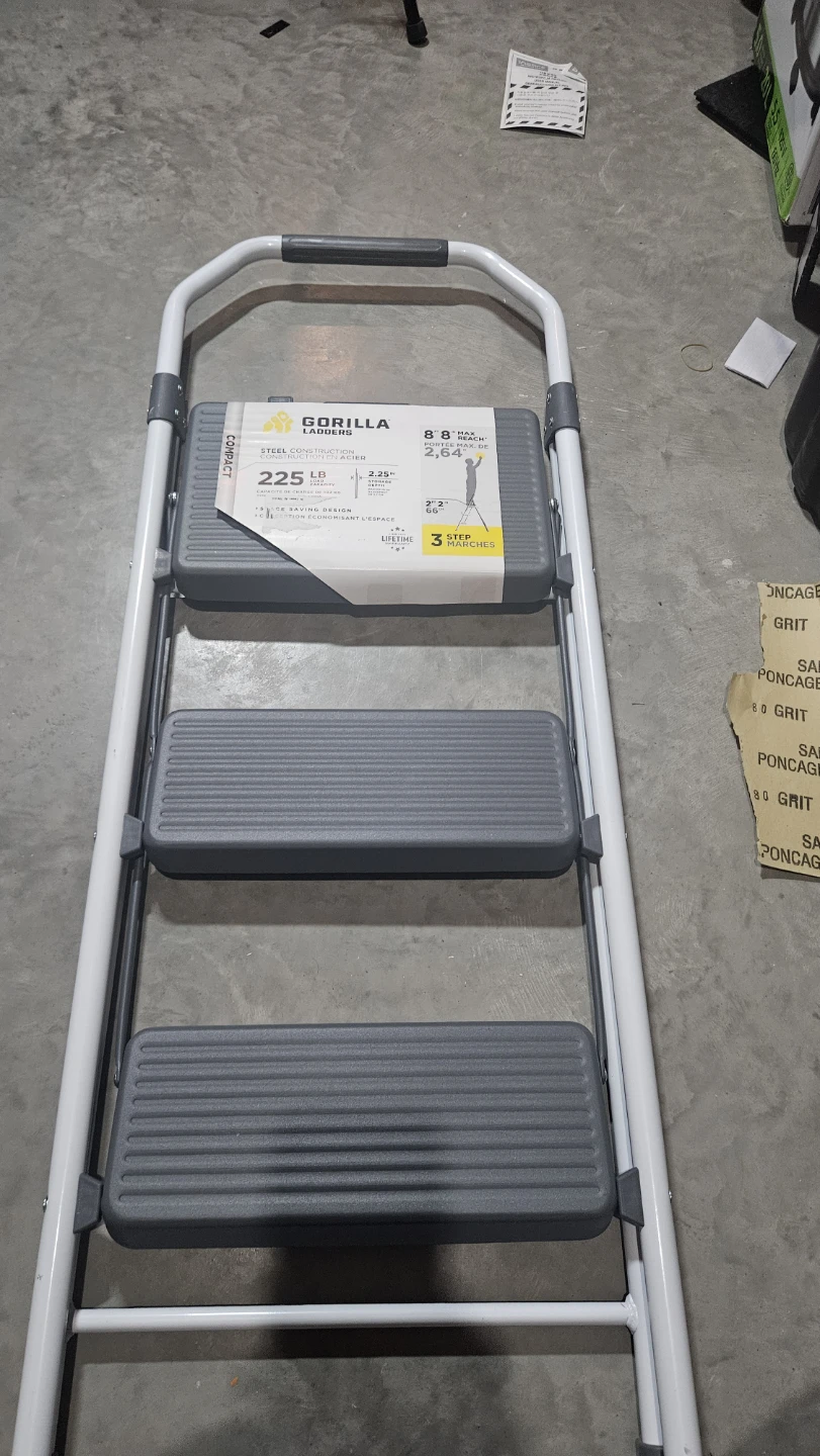 Gorilla Ladders Compact 3-Step Ladder