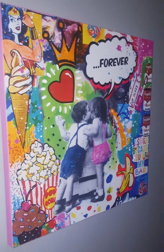 Pop Art Style Wall Decor