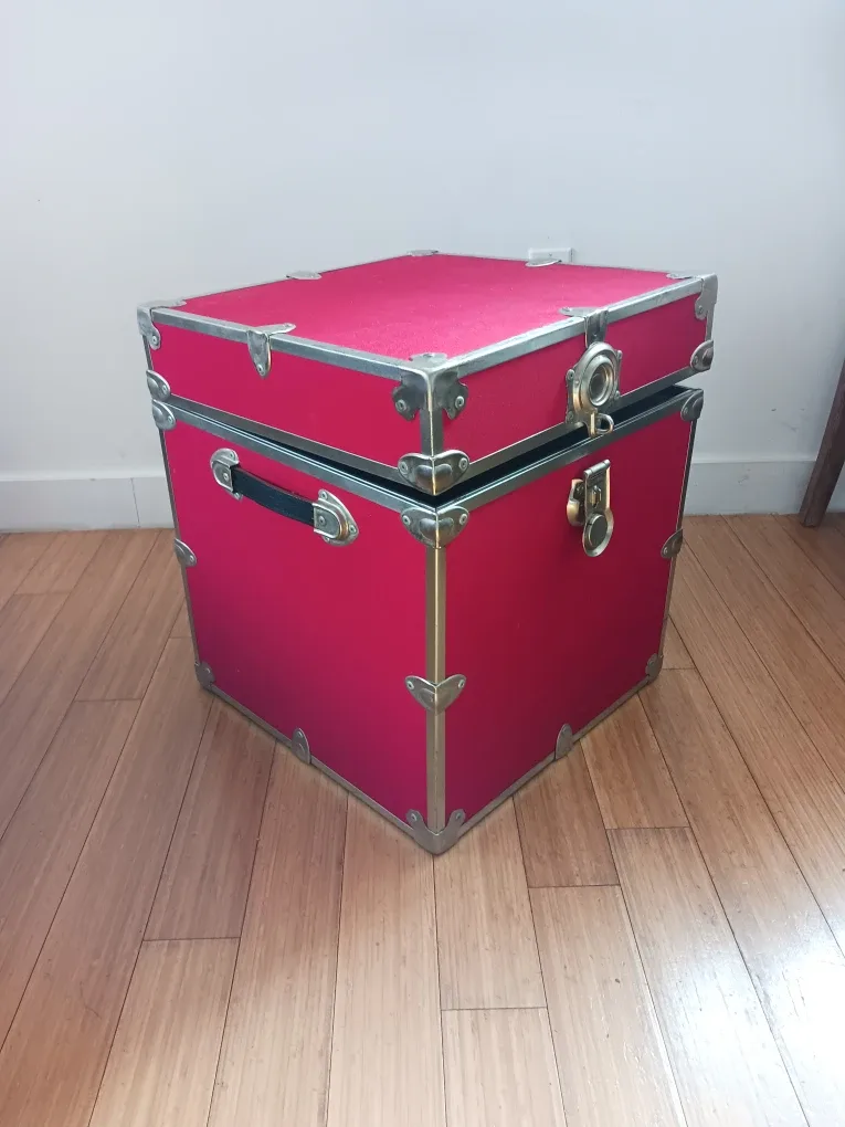 Large Red Rhino Storage Trunk – Heavy-Duty Chest | Made in USA image indicator(2)