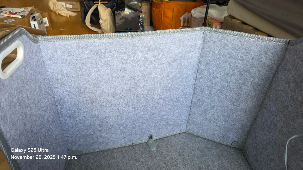 Soprhay Foldable Leg/Foot Warmer with Blanket image indicator(7)