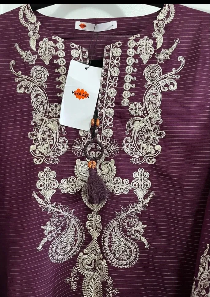 Khaadi Embroidered 3-Piece Suit
