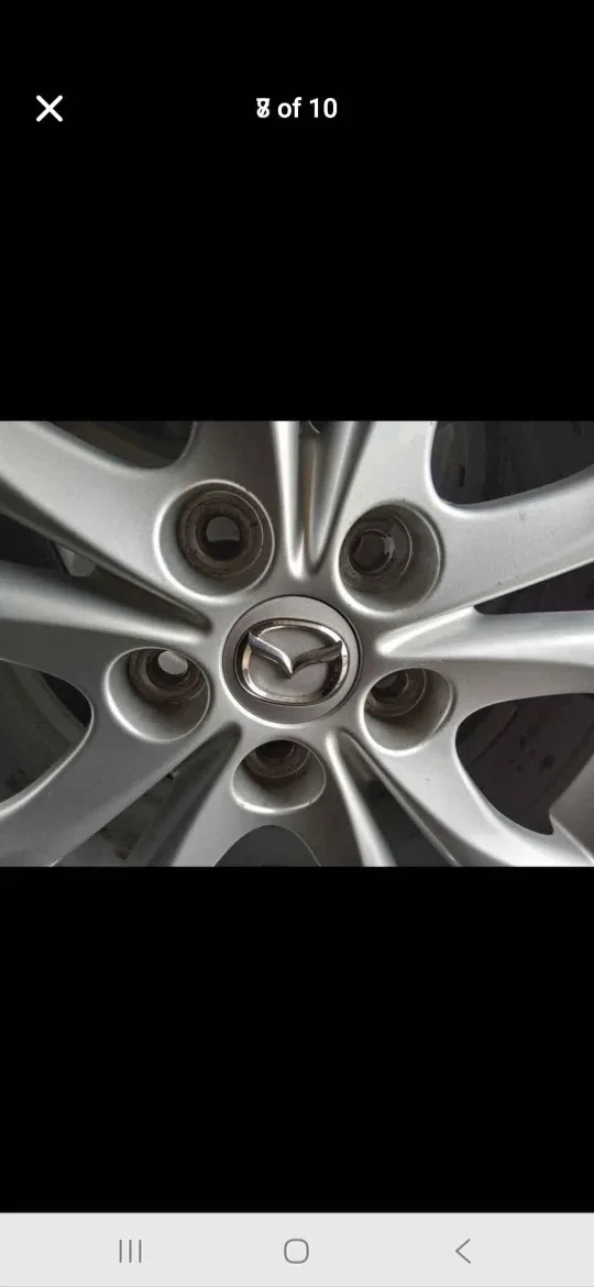 Michelin X-Ice Snow SUV Tires on Mazda Rims image indicator(2)