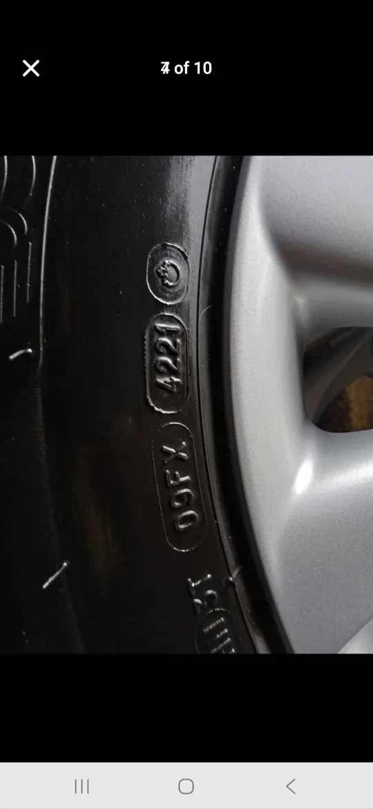 Michelin X-Ice Snow SUV Tires on Mazda Rims image indicator(6)