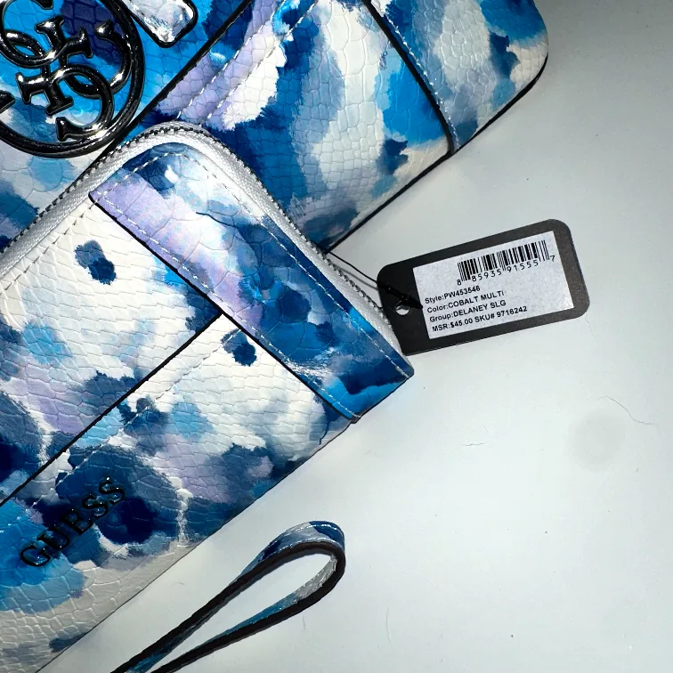 Guess Delaney Tote Bag & Wallet Set image indicator(5)