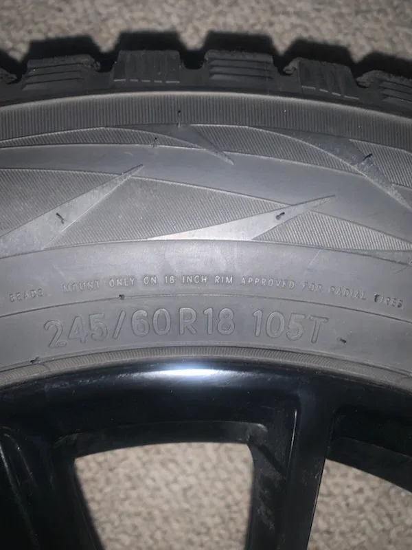 245/60R18, 4 Winter Tires on RTX OE Rims image indicator(2)