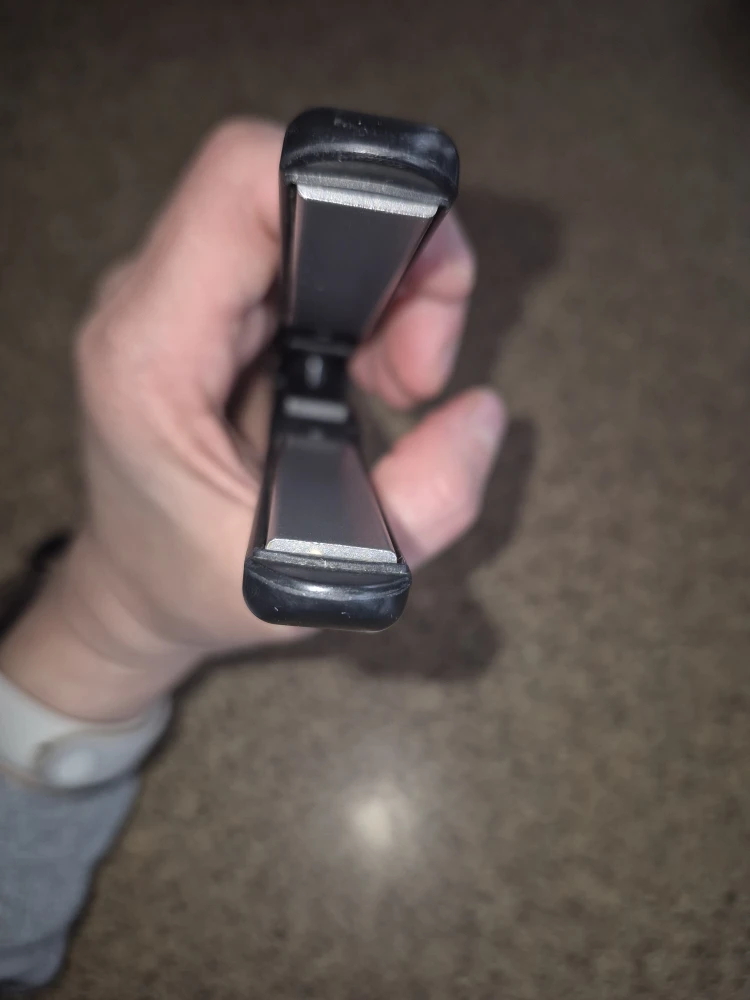Mini Black Hair Straightener - photo 3