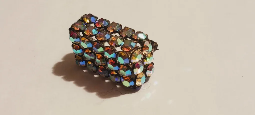 1950s Vintage Aurora Borealis Rectangular Brooch image indicator(4)