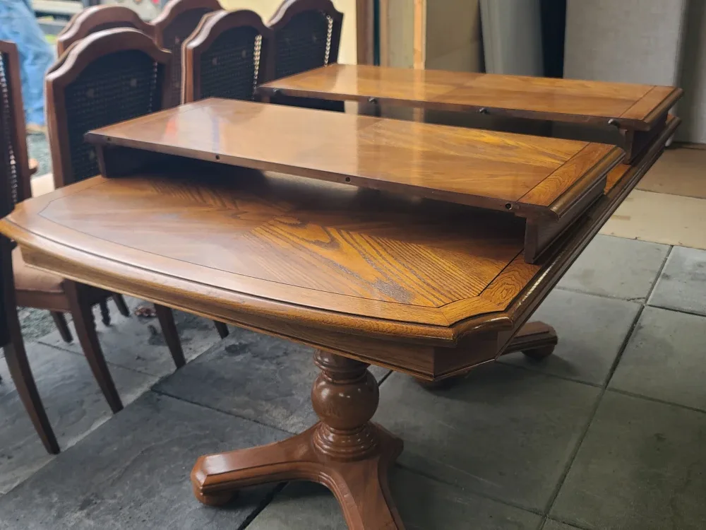 OAK DINING TABLE WITH EXTENSION AND 8 Chairs image indicator(5)