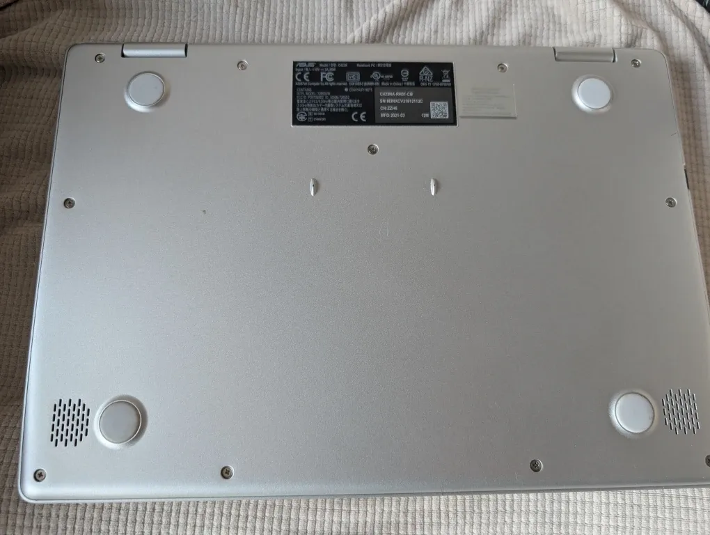 Asus Chromebook Flip C423 image indicator(5)