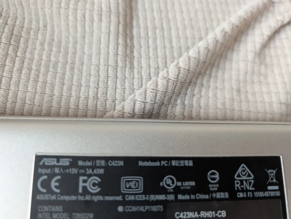 Asus Chromebook Flip C423 image indicator(6)