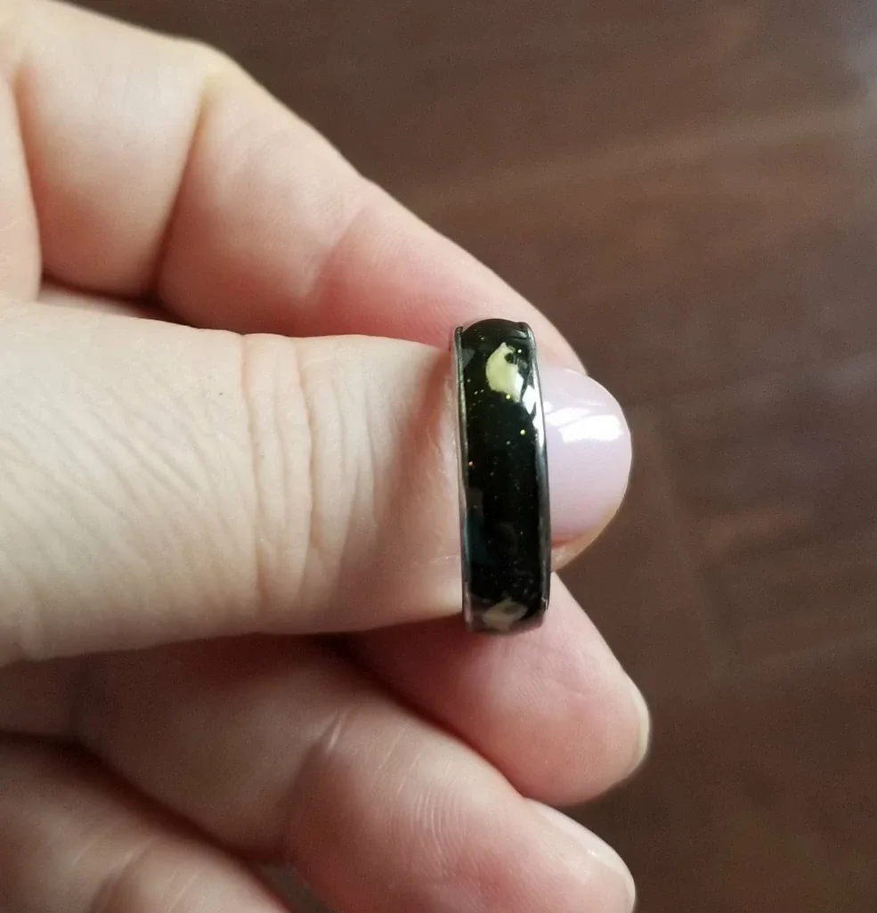 Mood ring  (color-changing) jewelry