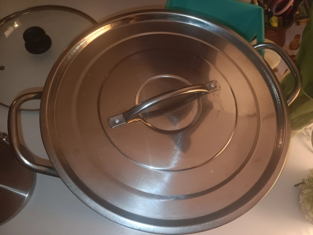 Large Stainless Steel Stock Pot with Lid - photo 2