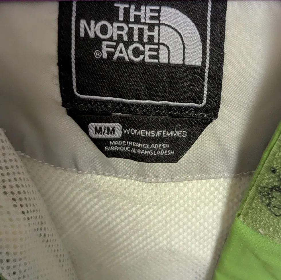 The North Face Green Rain Jacket - Size Women's Medium image indicator(3)
