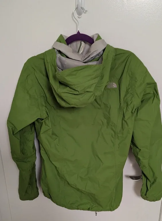 The North Face Green Rain Jacket - Size Women's Medium image indicator(4)