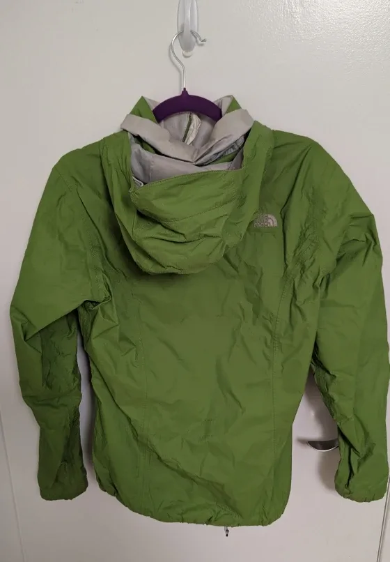 The North Face Green Rain Jacket - Size Women's Medium image indicator(5)