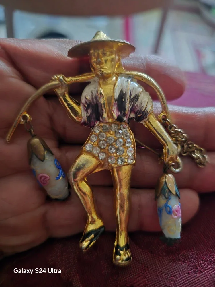 Vintage Figural Brooch