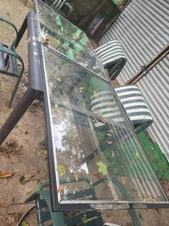 Patio extension table 6 chairs umbrella & stand