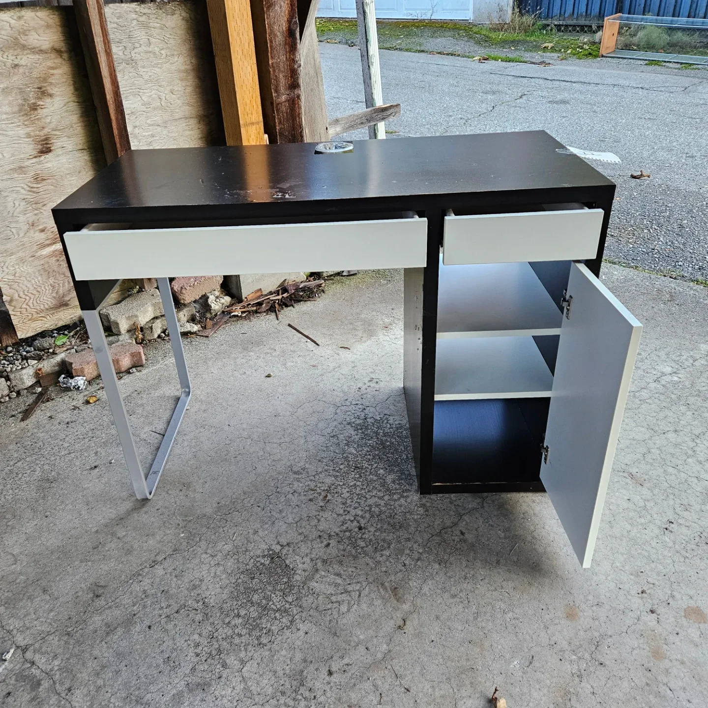 Black and White Desk