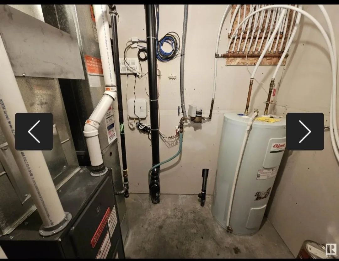 Townhouse For RENT or BUY image indicator(2)