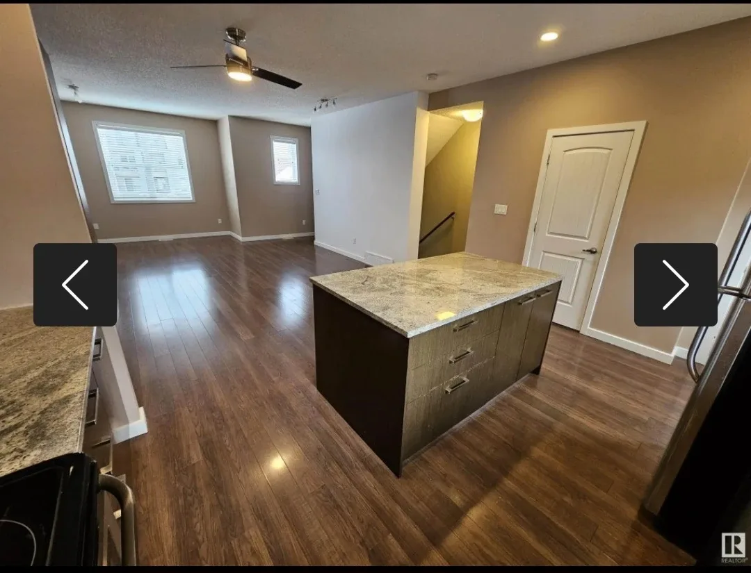 Townhouse For RENT or BUY image indicator(6)