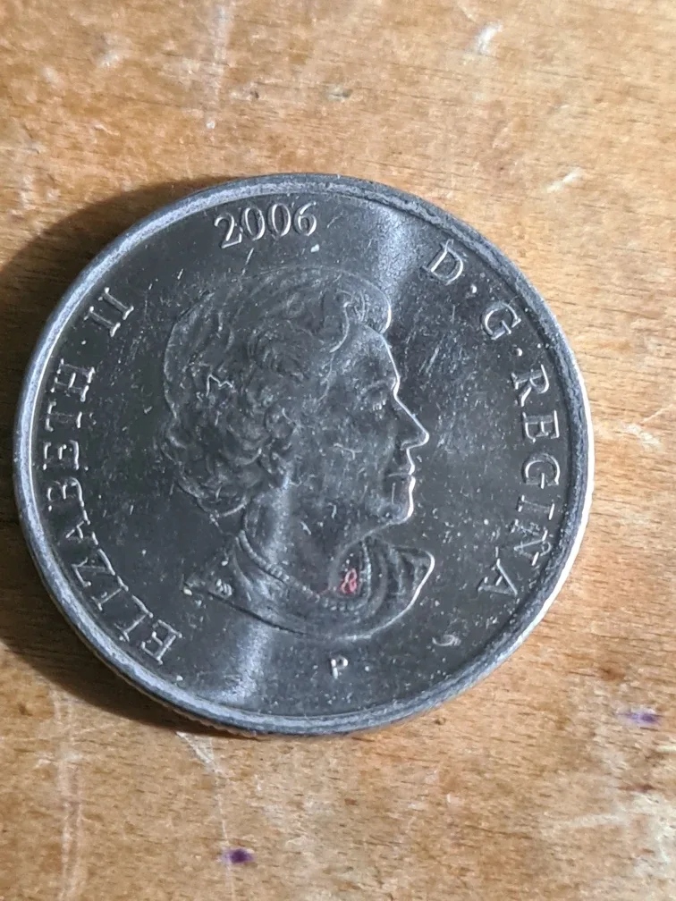 2006 Canada 25 Cents Pink Ribbon Coin image indicator(2)