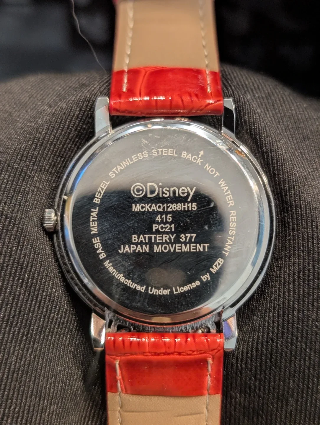 Disney Mickey & Minnie Mouse Watch mint condition image indicator(3)